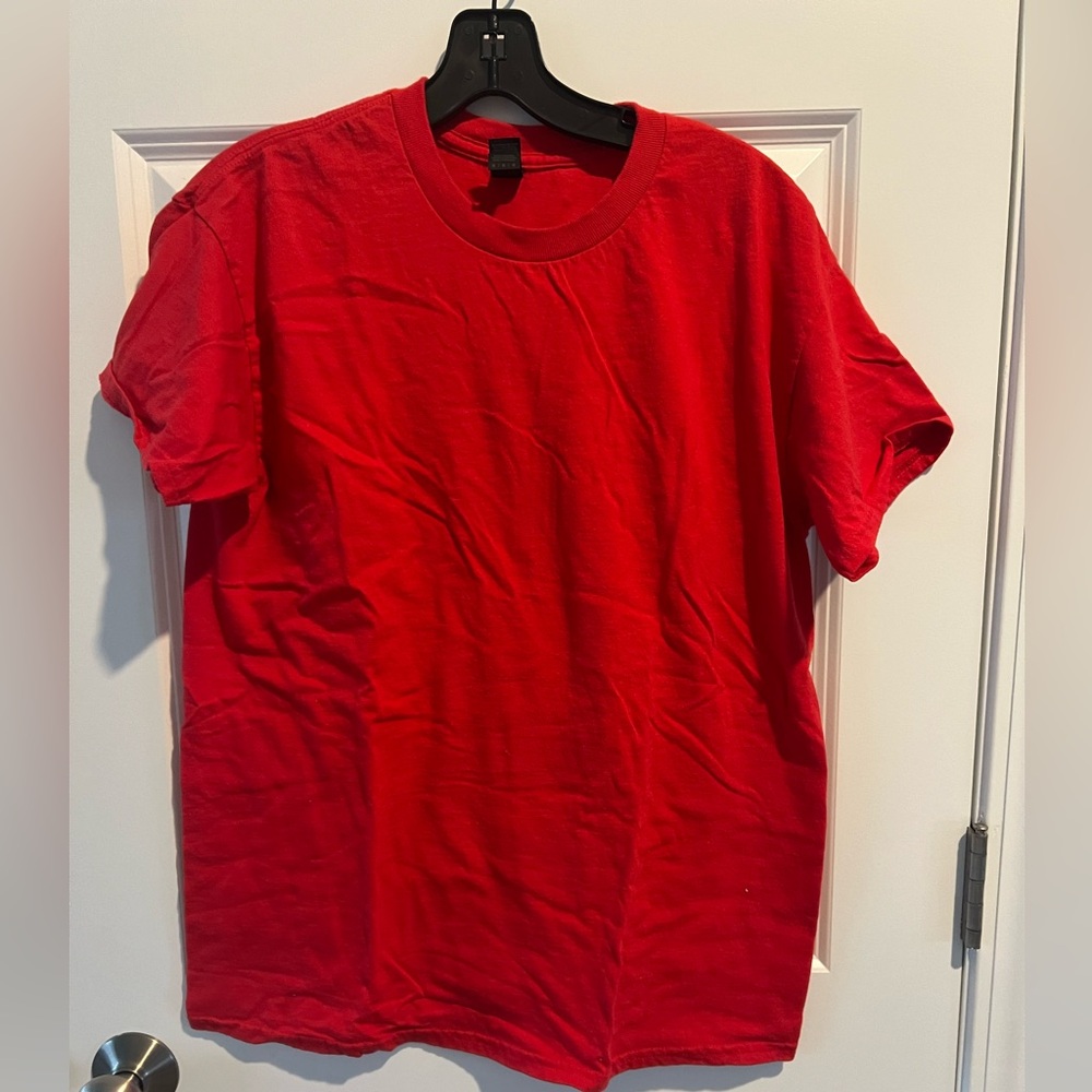 Gildan Vibrant Red Short Sleeve Tee